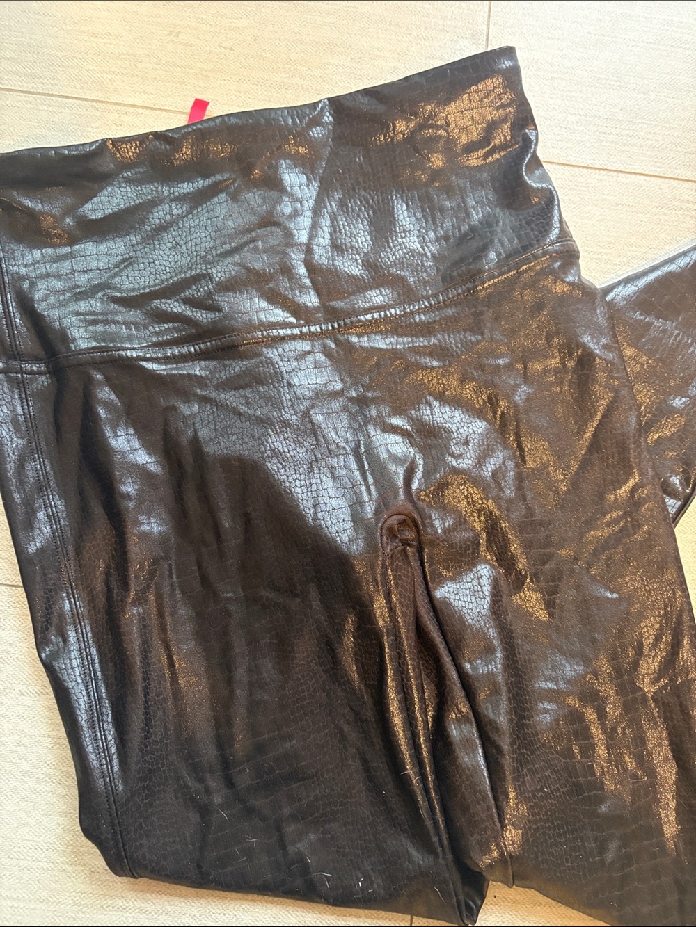 Women's dark brown Textured Faux-Leather leggings